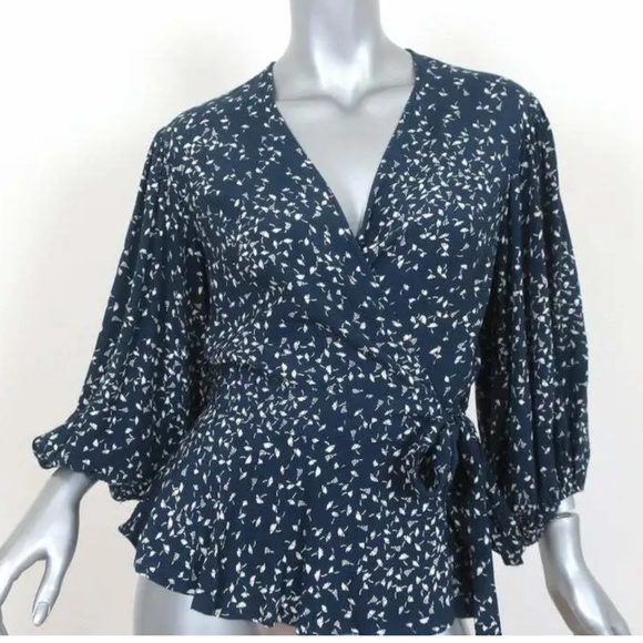 GANNI size 10 Barra crepe wrap blouse in blue with white floral pattern - Picture 4 of 6